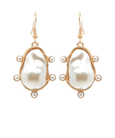 Colette Pearl Dangle Earring