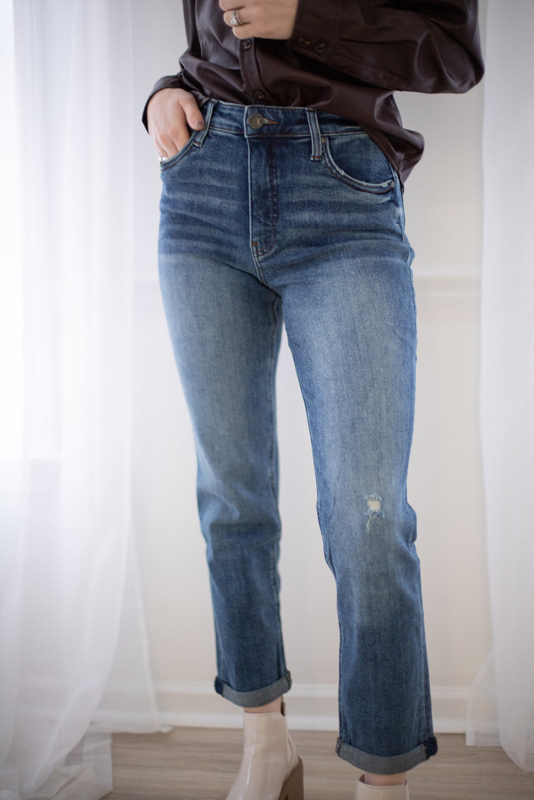 Rachael High Rise Mom Jean